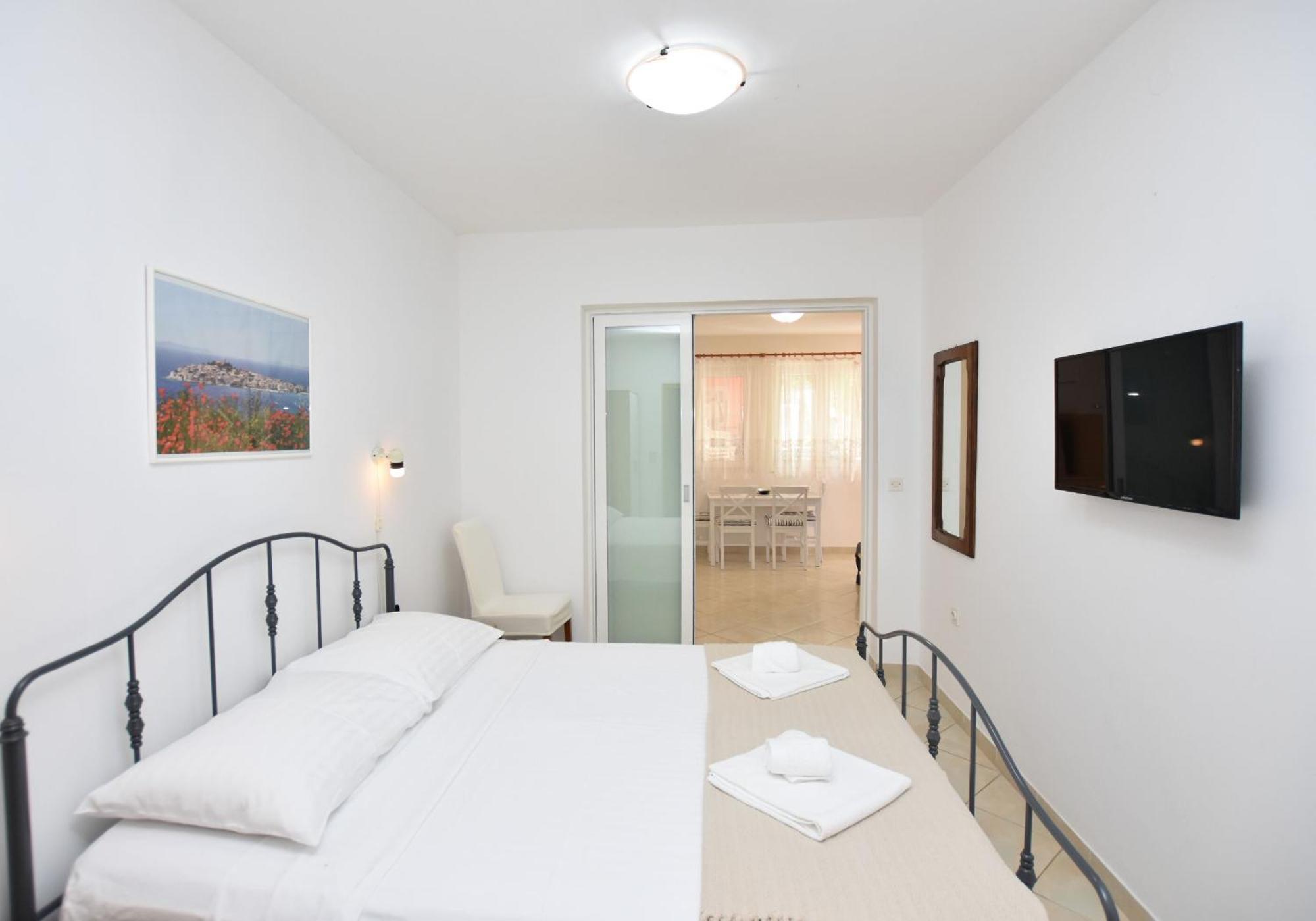 Apartments Eva Primošten Стая снимка