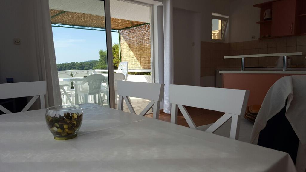 Apartments Eva Primošten Екстериор снимка