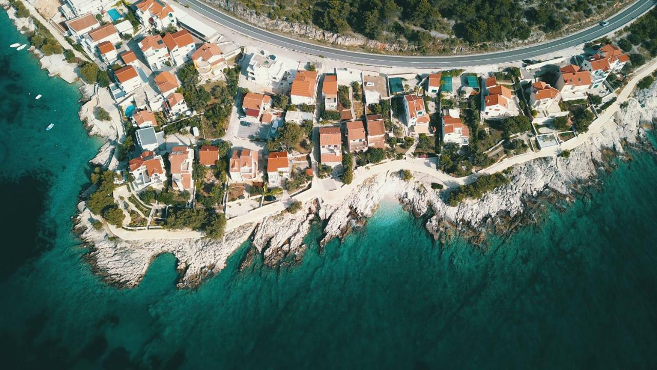 Apartments Eva Primošten Екстериор снимка